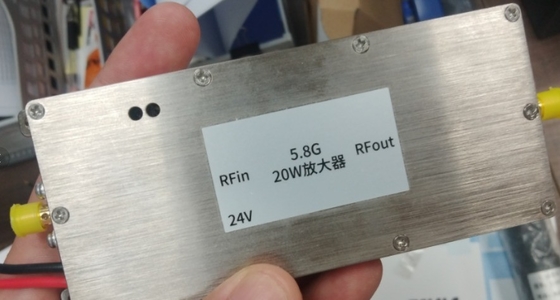 2.4GHz 드론 신호 증폭기 20W 범위 확장기